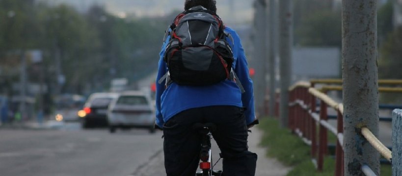 Rowerzyści kontra piesi 