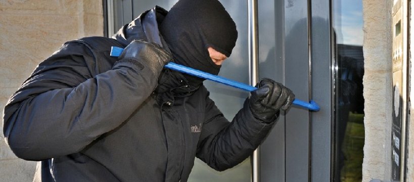 Zatrzymani za włamanie i kradzież 