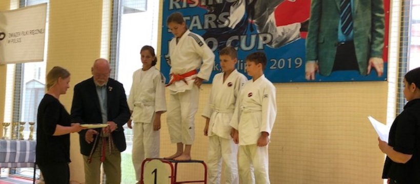 IV Międzynarodowy Turniej "Rising Stars" o Puchar Duńskiego Trenera Poula Henninga Kocka. 