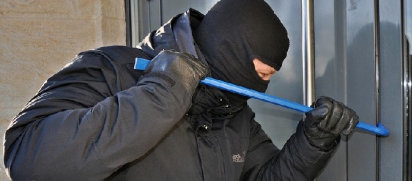 Włamał się do garażu, nakryli go sochaczewscy policjanci