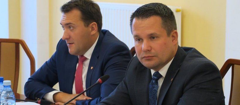 Adam Orliński o dofinansowaniach dla pracowni informatycznych i językowych