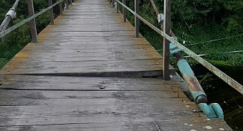 Fatalny stan boryszewskiej kładki na Bzurze - apel mieszkańców