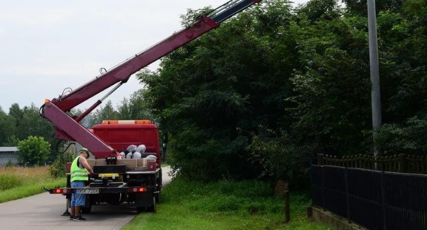 Modernizacja oświetlenia w Erminowie i Józinie - będzie bezpieczniej