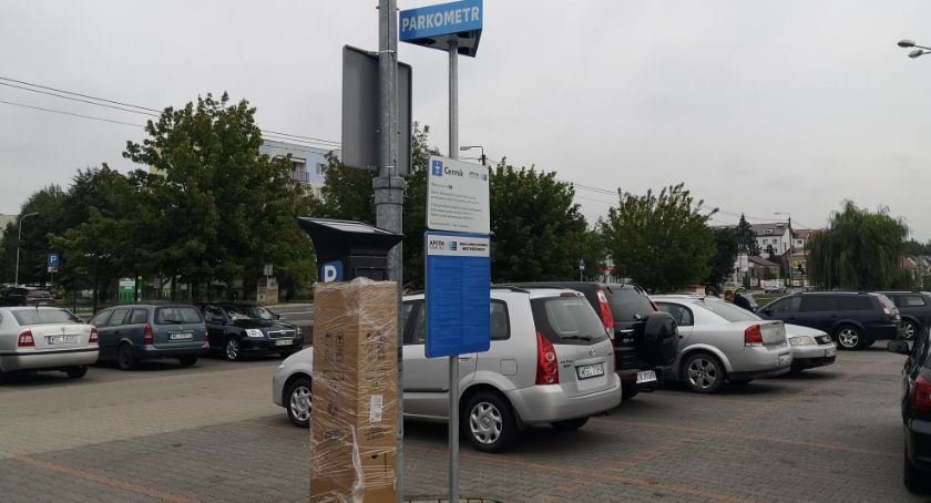 Kaufland Sochaczew - parkometry na parkingu 