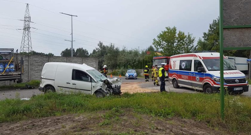 Niebezpieczne zdarzenie drogowe na ul. Trojanowskiej 