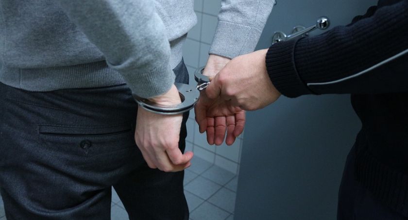 KPP Sochaczew - zatrzymali poszukiwanych listami gończymi 