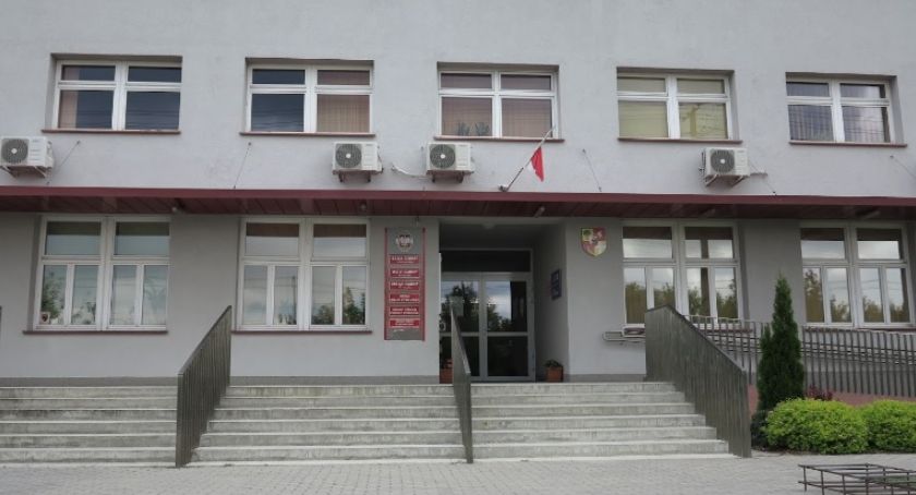 Mieszkańcy Nowej Suchej apelują w sprawie jakości usług w przychodni