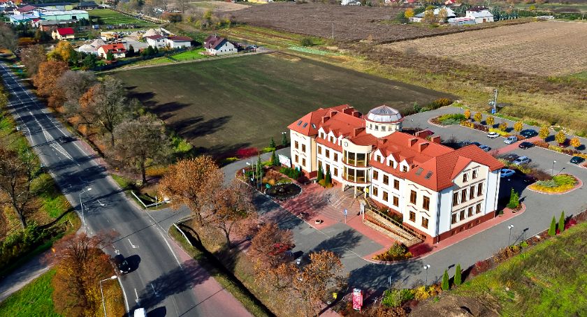 Gmina Sochaczew - chodniki, place zabaw, siłownie czy świetlica, czyli nowe inwestycje dla mieszkańców