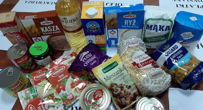Gops Młodzieszyn.Wydali ponad 22 tony żywności dla potrzebujących