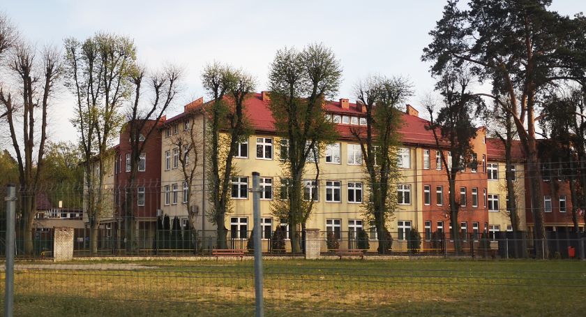 Szkoła w Teresinie i Erminowie z COVID-19 - są kwarantanny 