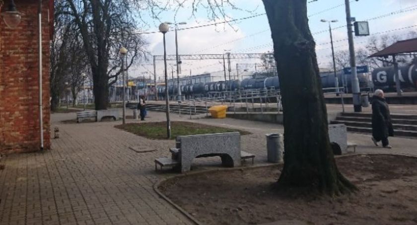 KPP Sochaczew - 22-latek znaleziony na peronie 