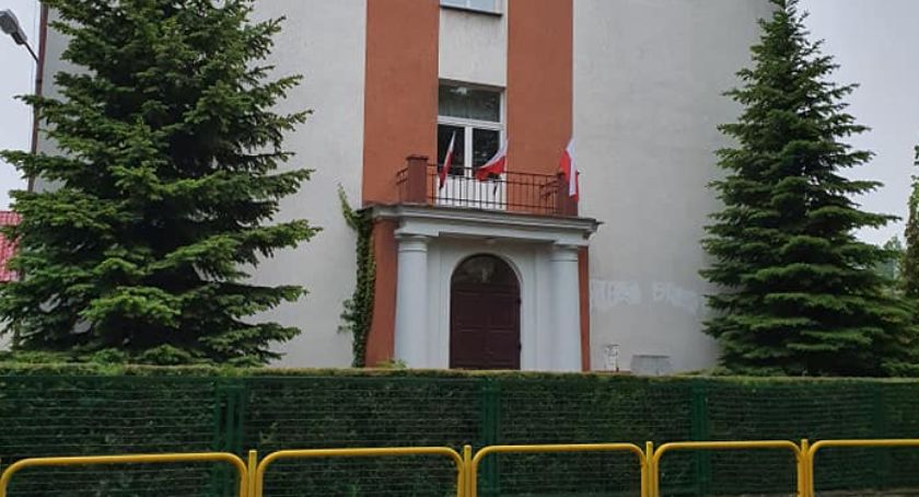 Nauczanie zdalne w klasach I-III już od poniedziałku - co o tym mówią rodzice?