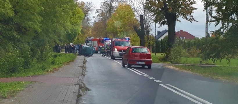Wypadek w Kątach. Uwaga na utrudnienia w ruchu 
