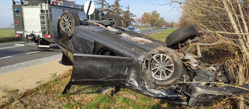 Zderzenie aut na drodze nr 50 w miejscowości Bielice