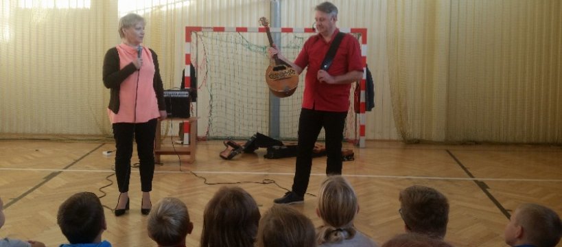 Muzyczny Koncert  Edukacyjny- instrumenty strunowe