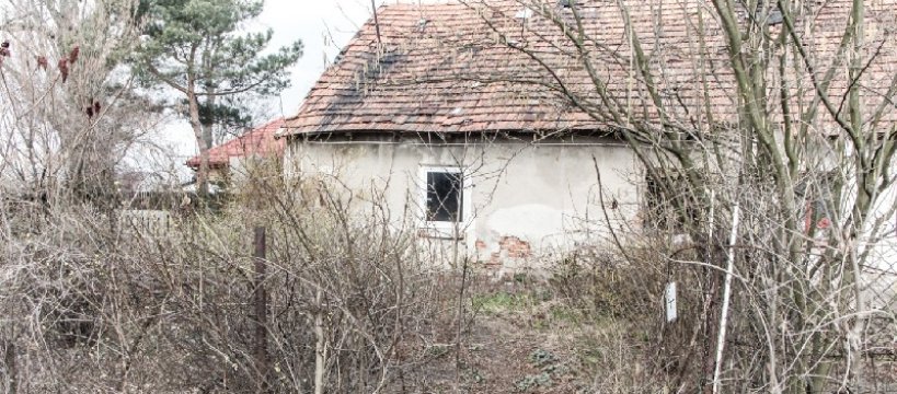 Trudni lokatorzy w miejscowości Kąty  