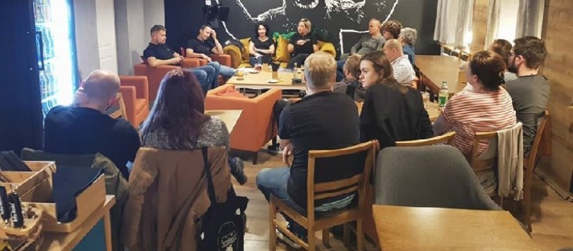 Patriotyzm po polsku – Debata 9 listopada w Łoskot Cafe [transmisja live]
