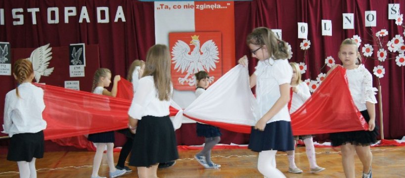Uroczysta akademia z okazji 101 rocznicy odzyskania przez Polskę niepodległości