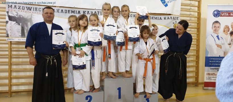 Karatecy z Sochaczewa z 9 medalami na Warszawskiej Olimpiadzie Młodzieży!!