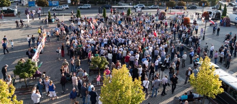 Drożej i jeszcze drożej - prąd, odpady, podatki. Ile dołoży każdy z nas do budżetu?