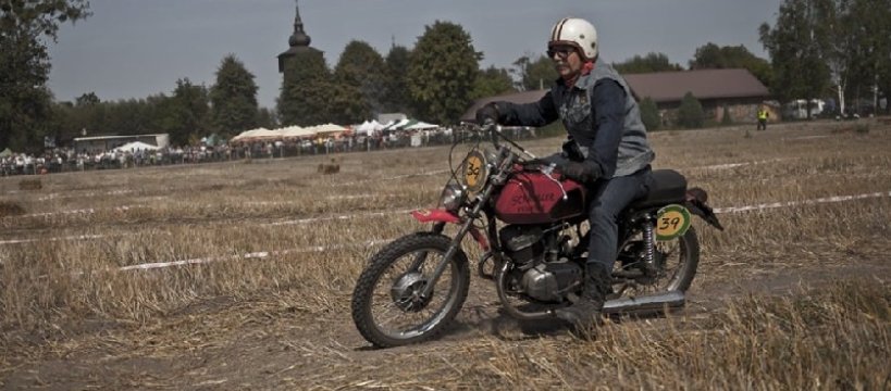 Zbigniew Smus - ważne tematy ubiera w słowa wiersza  