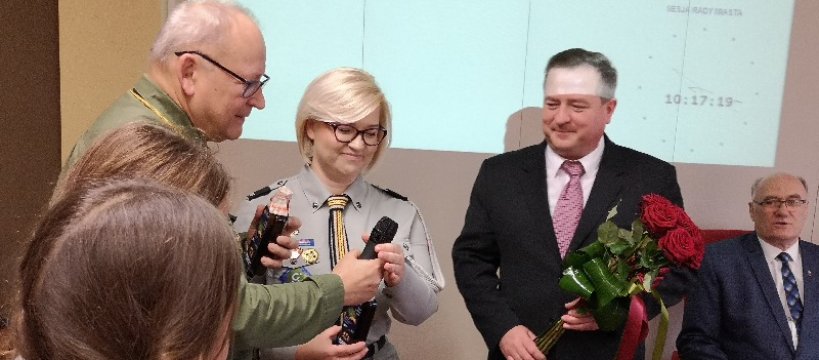 Betlejemskie Światło Pokoju w ratuszu okazją do podziękowań i życzeń 