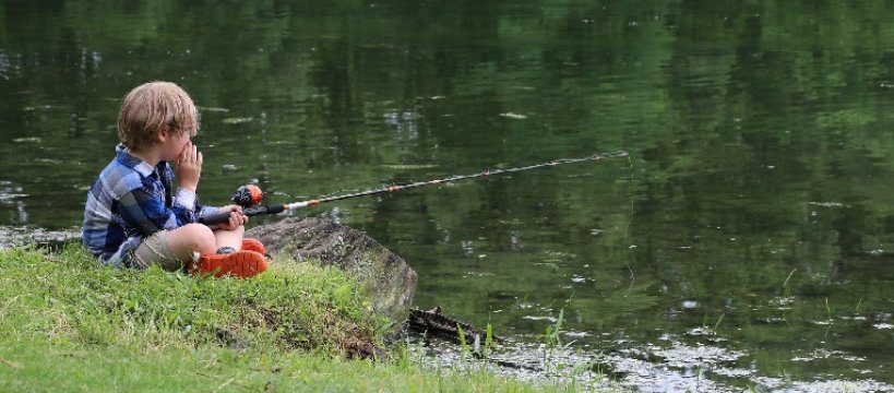 ,,Ferie z wędką"
