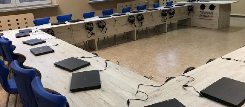 Pracownia komputerowa w Rybnie – nowy projekt już działa 
