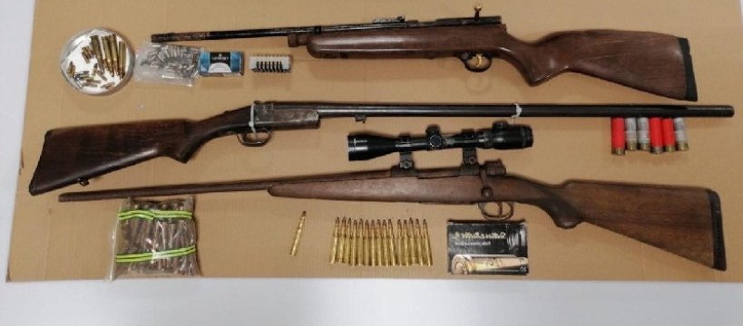 Kilka rodzajów broni i ponad 200 sztuk amunicji - miał w domu prawdziwy arsenał