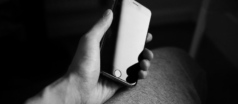Kupił telefon z niespodzianką - grozi mu do 5 lat pozbawienia wolności 