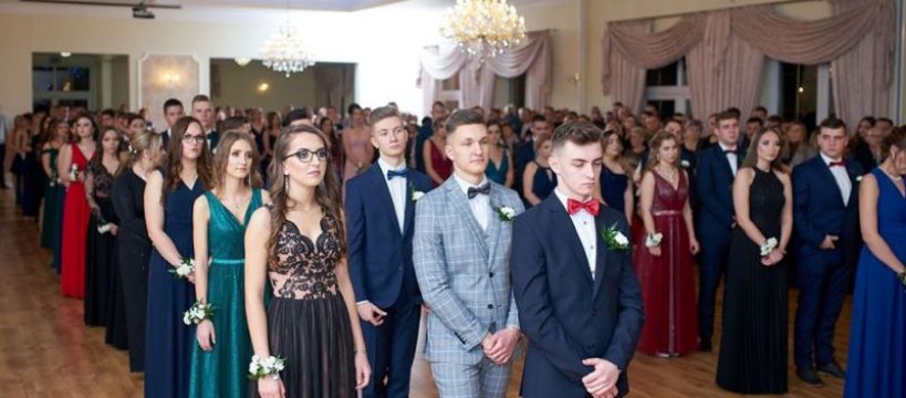 55 Studniówka w Iwaszkiewiczu