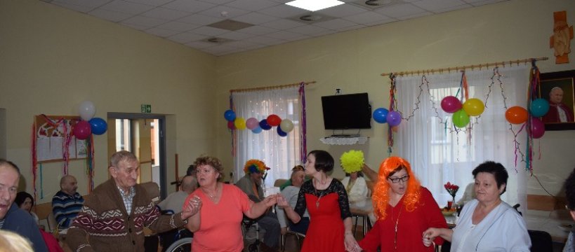 Terapeutyczny bal karnawałowy w DPS 2020