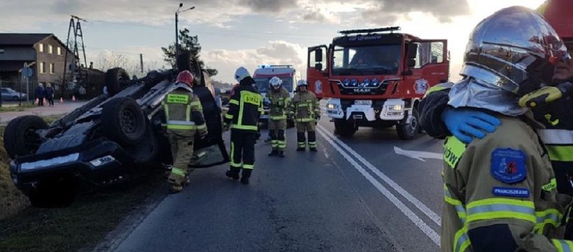 Wypadek na obwodnicy Teresina – niebezpieczeństwo pożaru i szybka reakcja służb