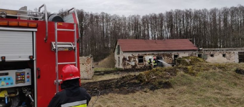 Pożar pustostanu w gminie Młodzieszyn 