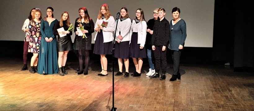 Karnawałowe i świąteczne śpiewanie w Iwaszkiewiczu