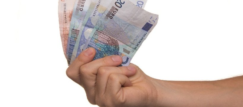 Jak wyselekcjonować korzystną ofertę pożyczki? 