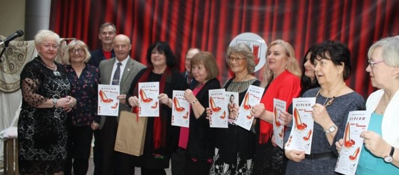My o kobietach, kobiety o nas - czyli ,,Poezja na obcasach"