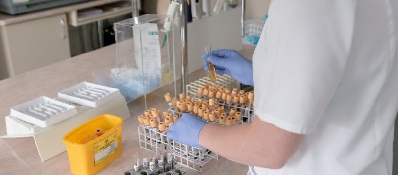 Koronawirus Sochaczew - ponad 230 osób objętych działaniami sanepidu