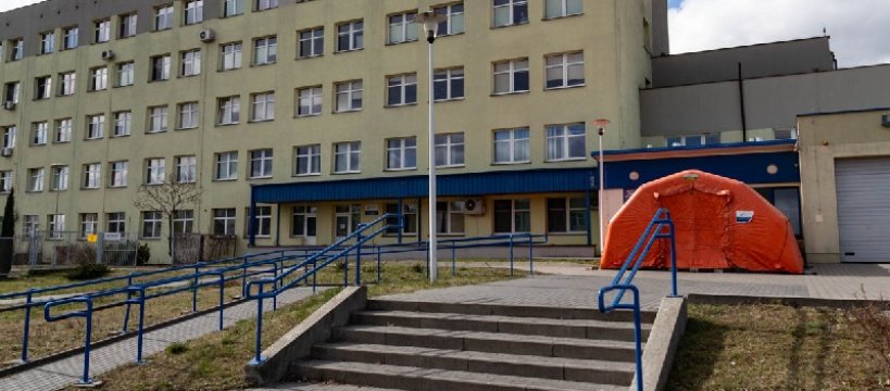 Szpital w Sochaczewie objęty kwarantanną - na razie bez potwierdzonego przypadku zarażenia 