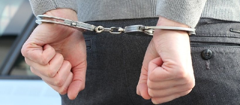 28-latek podejrzany o włamanie i kradzież renault zatrzymany 