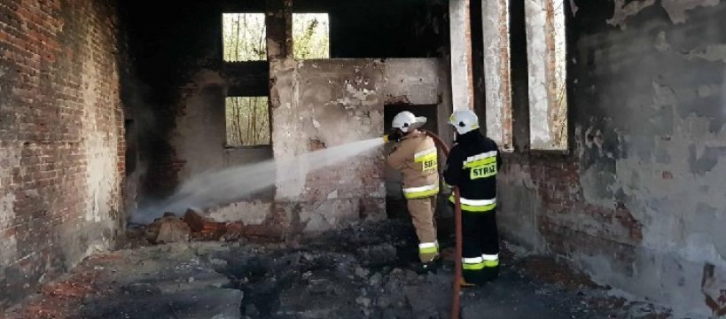 Pożar starej cegielni przy ul. Kościńskiego 