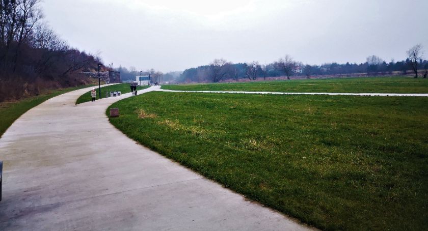 Otwarty Sochaczew - deptak nad Bzurą i jego zagospodarowanie 