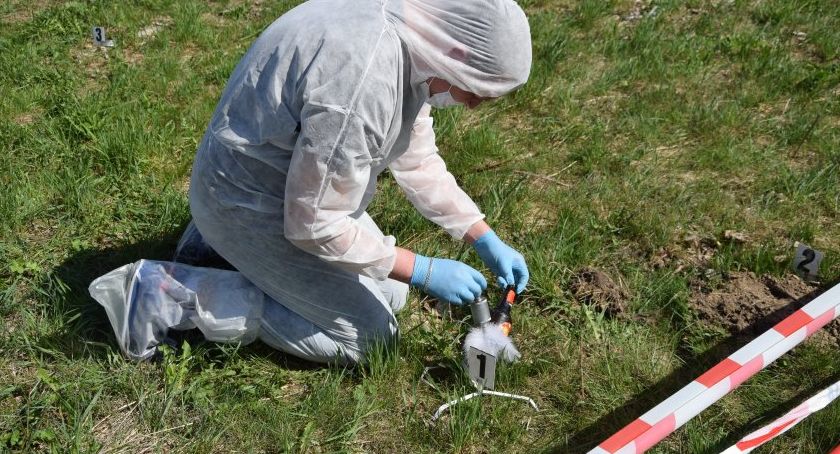 Ciało w rowie melioracyjnym w Żdżarowie - są wyniki badań DNA