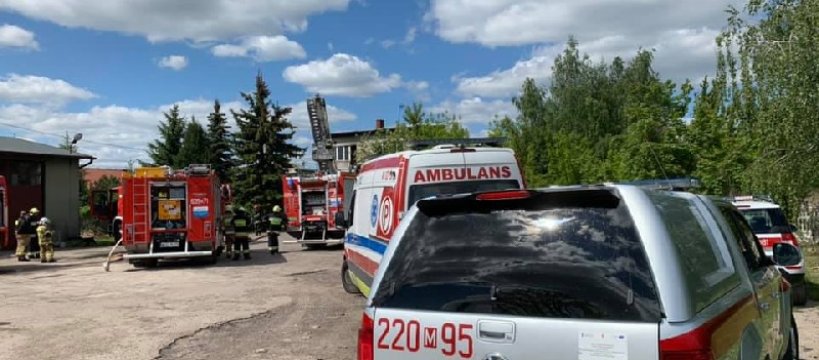 Pożar budynku przy ul. Okrzei: jedna osoba jest w stanie ciężkim  