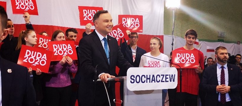 Andrzej Duda - spada poparcie dla kandydata na prezydenta 