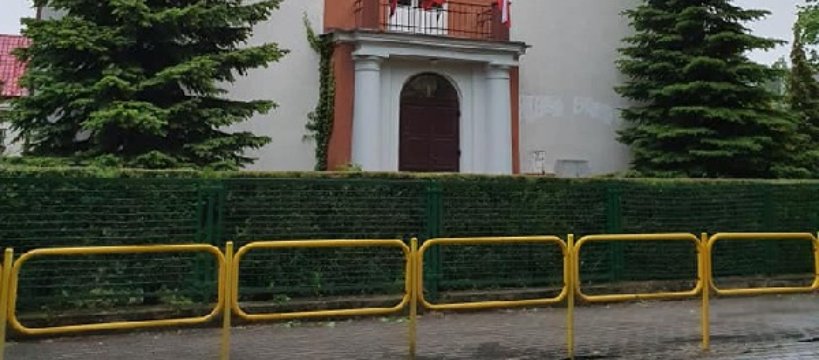 Szkoły - nie będzie zajęć w placówkach w tym roku szkolnym 