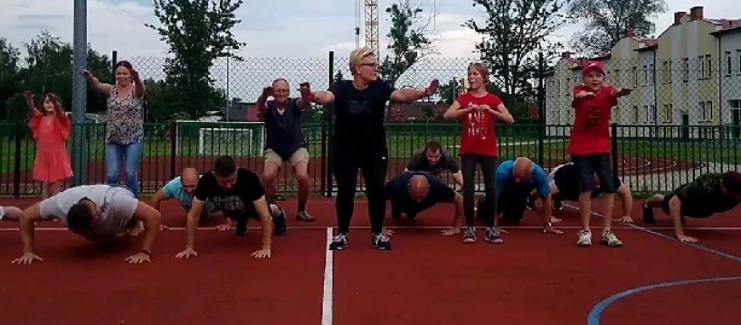 Sołtysi Gminy Teresin pompują dla Mii - VIDEO