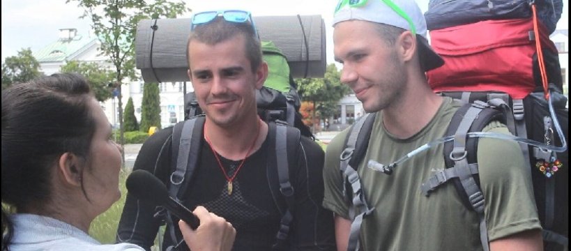 Marcin i Radek przemierzają setki kilometrów dla 3-letniej Laury - VIDEO