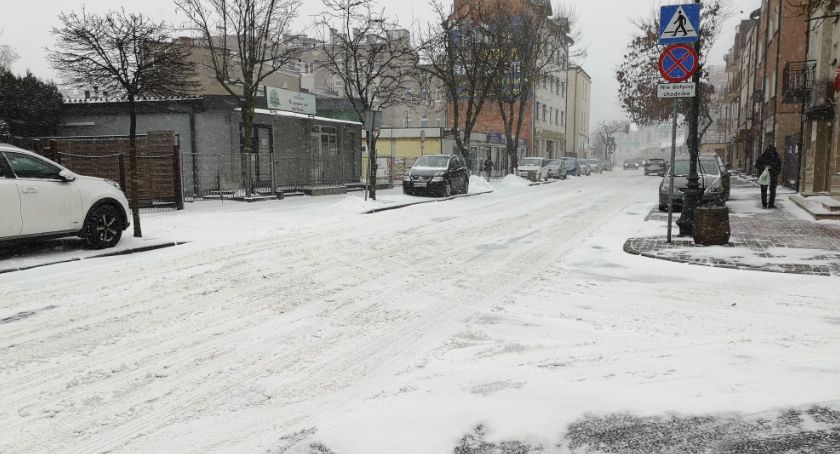 Zima w Sochaczewie 2021 - uwaga na duże zamiecie [FOTO]