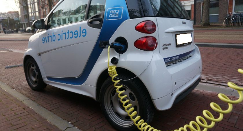 Elektryczne auta w Sochaczewie - ile ich mamy?